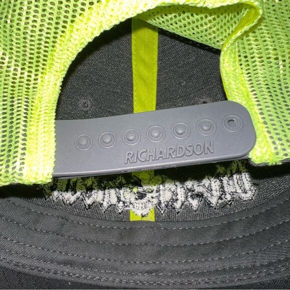 Diesel Freak Snap Back Hat Richardson Style 112 Neon Green Gray Mesh - Picture 8 of 8